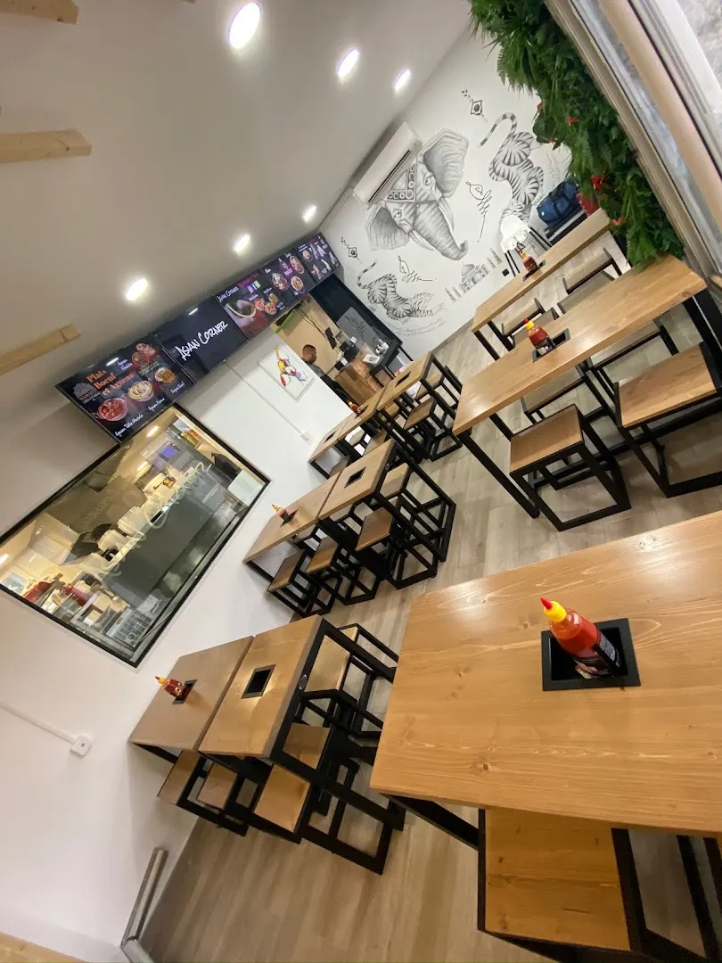 SABAIDI SUSHI & THAI